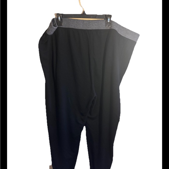 LOGO Lounge Sweatpants Women’s Plus Sized Joggers, Black Gray, Size 3XL - Picture 4 of 10